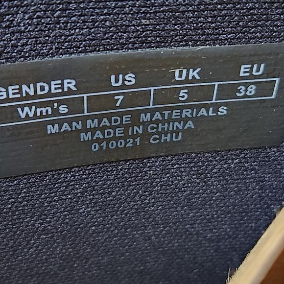 Muck Boot Tall Sporty Boots – Women’s 7 – Multi-Season – Black & Pink - Picture 12 of 14